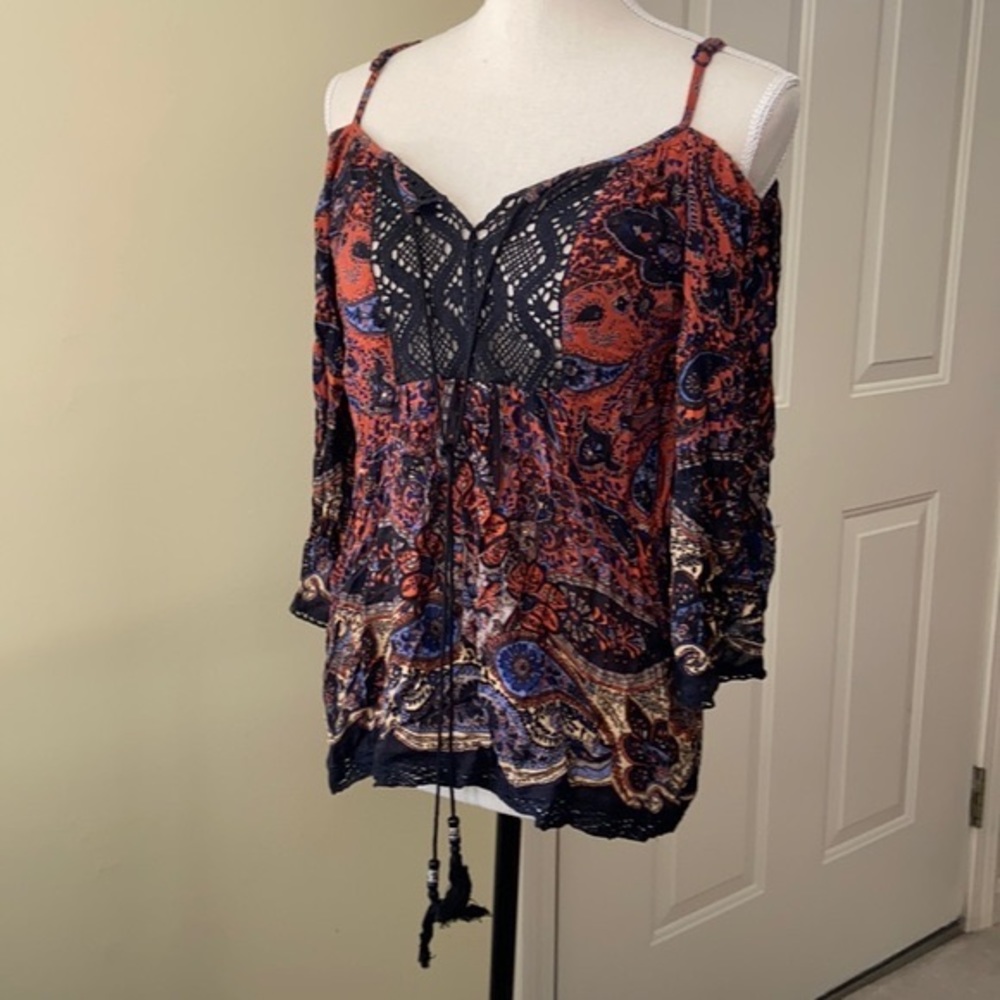 Cold Shoulder ‘Peasant’ Style Top (NWT)